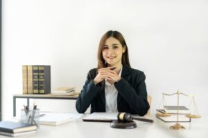 حوزه های تخصصی فعالیت وکیل سفر