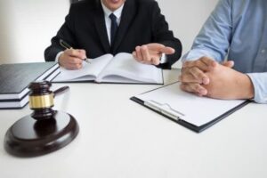 ویژگی های بهترین وکیل سفر
