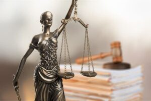 جنبه های حقوقی بلفاروپلاستی از دیدگاه وکیل متخصص