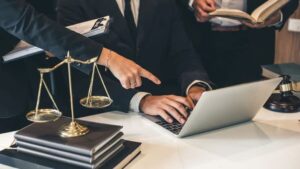 حوزه های تخصصی فعالیت وکیل حقوق نرم افزار