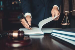 دلایل نیاز به وکیل گروگان گیری