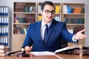 ضرورت انتخاب وکیل معاملات خارجی
