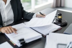 نقش وکیل حقوق ارثیه در پیگیری دعوا