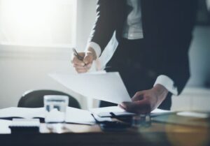 دلایل نیاز به انتخاب بهترین وکیل تحریر ترکه