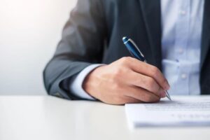 معیارهای انتخاب بهترین وکیل کلینیک زیبایی