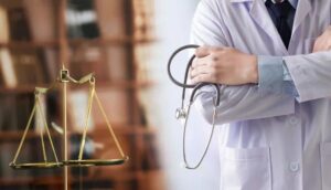 بهترین وکیل تعزیرات پزشکی