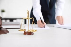 ویژگیهای بهترین وکیل فست فود