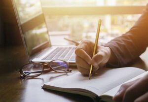 وظیفه وکیل تمدید علامت در حفظ حقوق انحصاری