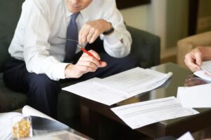 وکیل بنگاه املاک