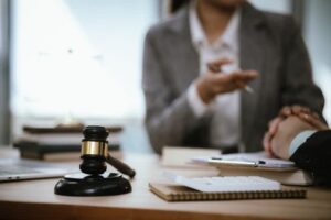 نقش وکیل متخصص در دعاوی سکه